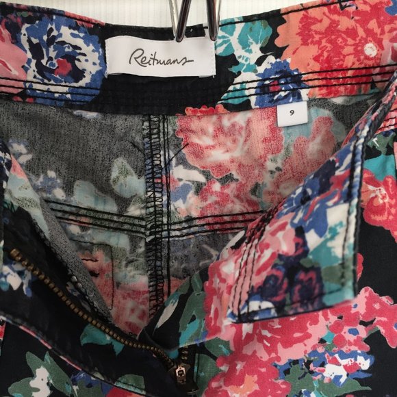 Flowers Print Mid-Rise Shorts 100% Cotton / 9(US) - Picture 5 of 9